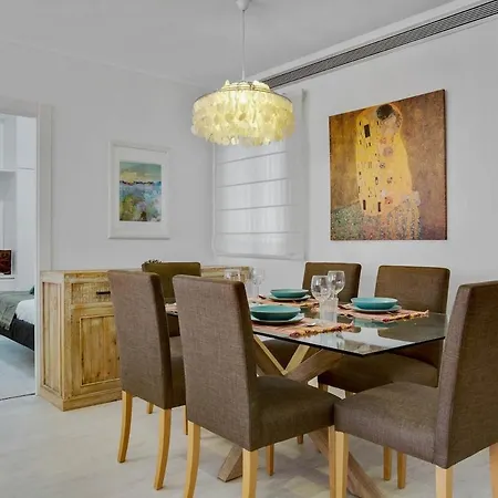 Ayma Soho Apartment